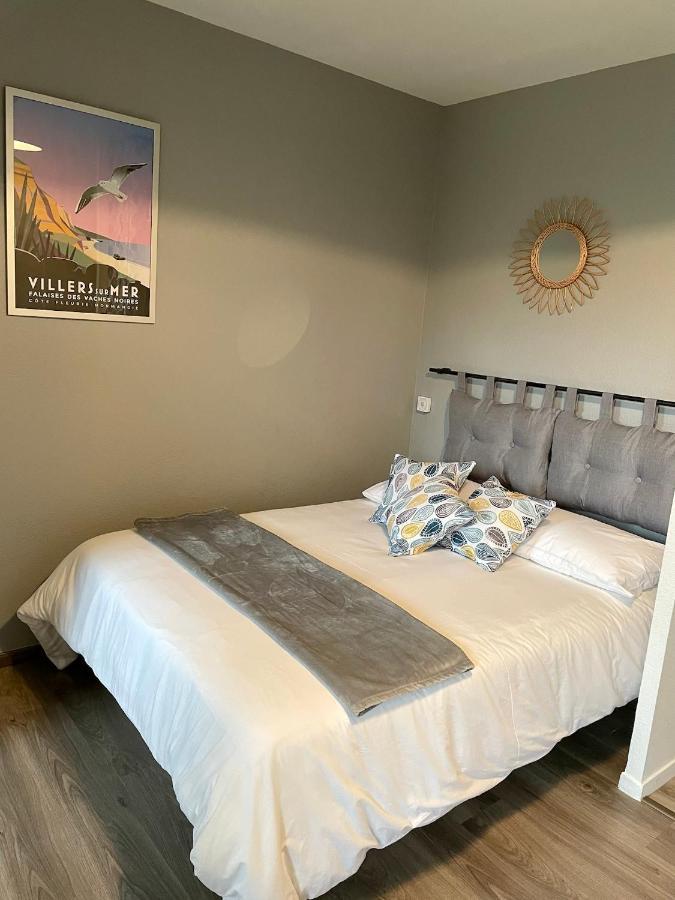 Studio Cote Piscine Apartment Équemauville Екстериор снимка